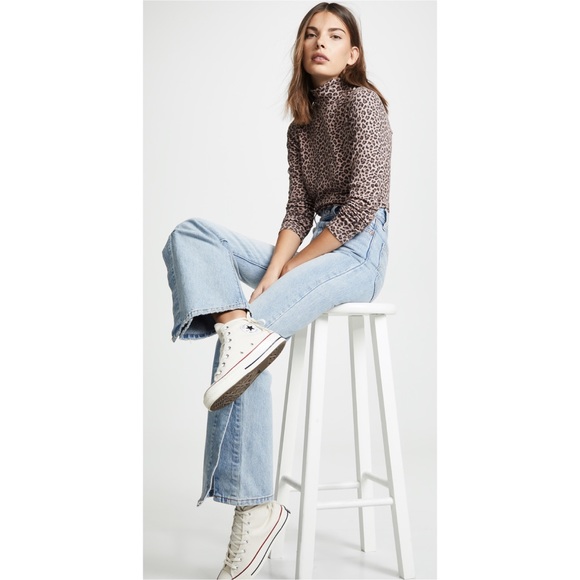 Levi’s Ribcage Split Flare Jeans - Picture 3 of 15